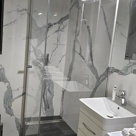 Stan 7 Apartment *